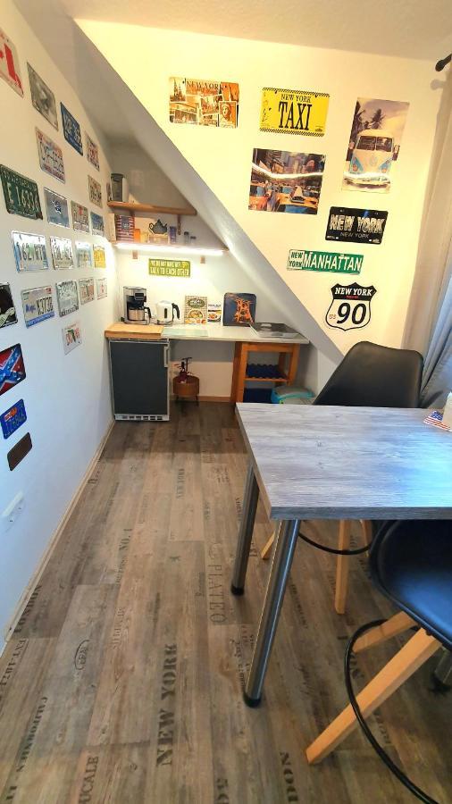 Frankes Lodge Apartment Mit Garten Und Pool, 6 Einzelbetten, Parkplatz Essen Luaran gambar